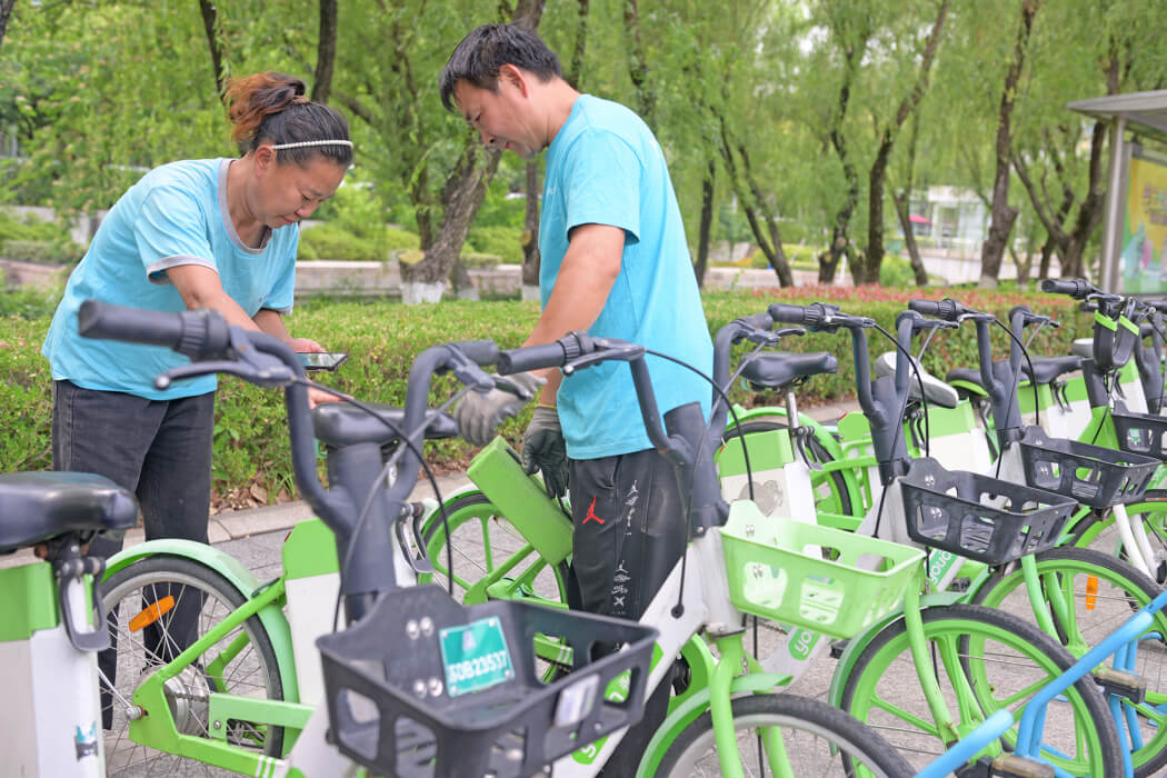 追著星光與晨光，守護(hù)城市通行“最后一公里”